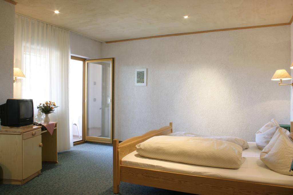 Spessarter Hof Hotel Hobbach Eksteriør billede